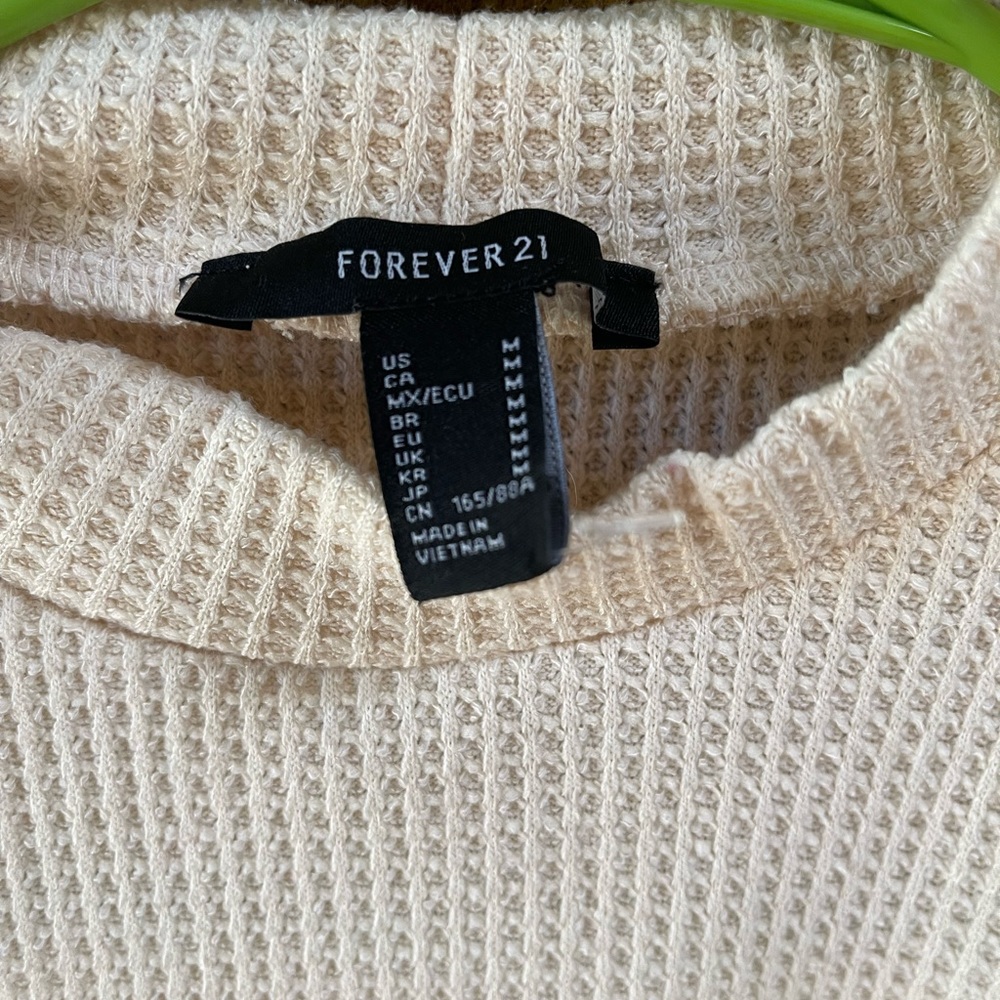 Forever 21 crème knitted body suit Never worn completely new